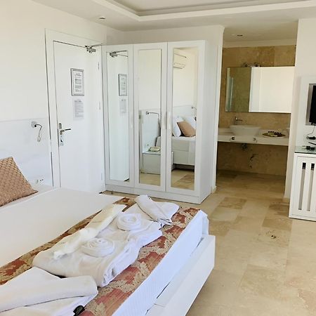 Oasis Hotel (Adults Only) คัลคัน ภายนอก รูปภาพ