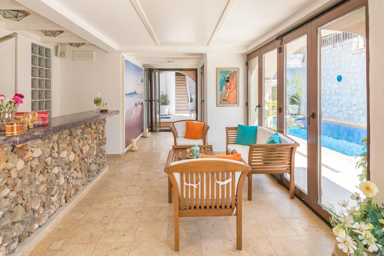 Oasis Hotel (Adults Only) คัลคัน ภายนอก รูปภาพ